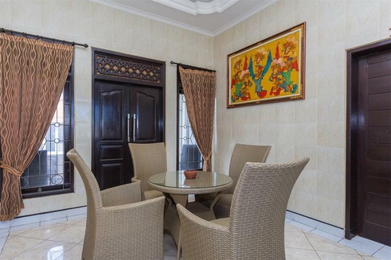 Hotel Reddoorz @ Kedonganan Jimbaran Exterior foto