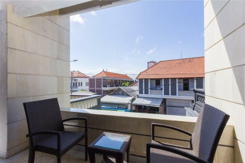 Hotel Reddoorz @ Kedonganan Jimbaran Exterior foto
